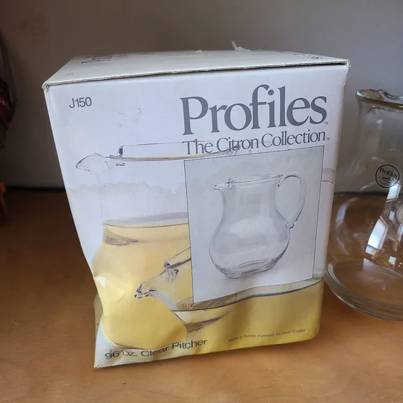 NEW 2.8L Crystal Pitcher - Picture 6 of 6